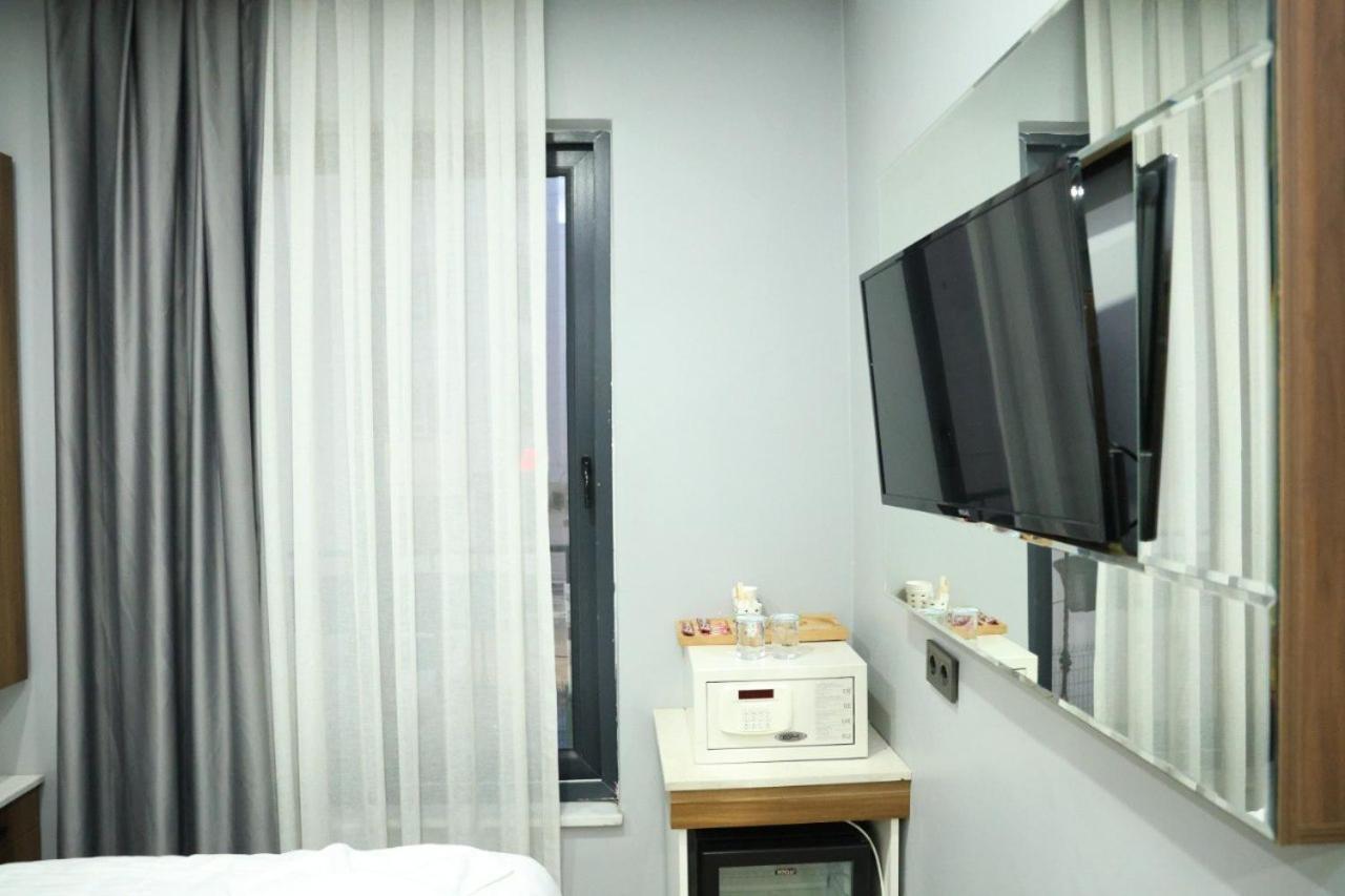 Yuvam Vari Hotel — Photos 1